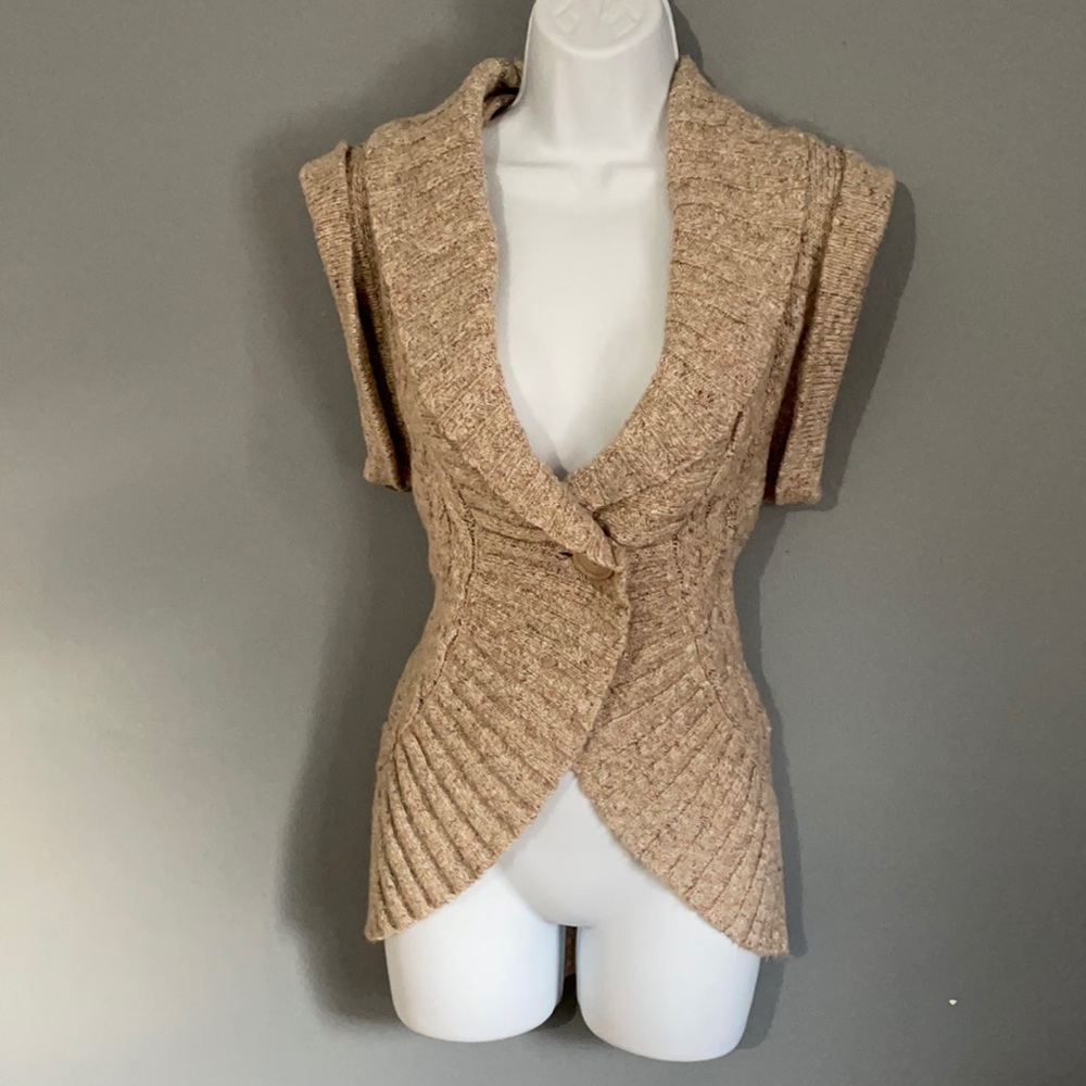 Pink Rose cardigan size L *used